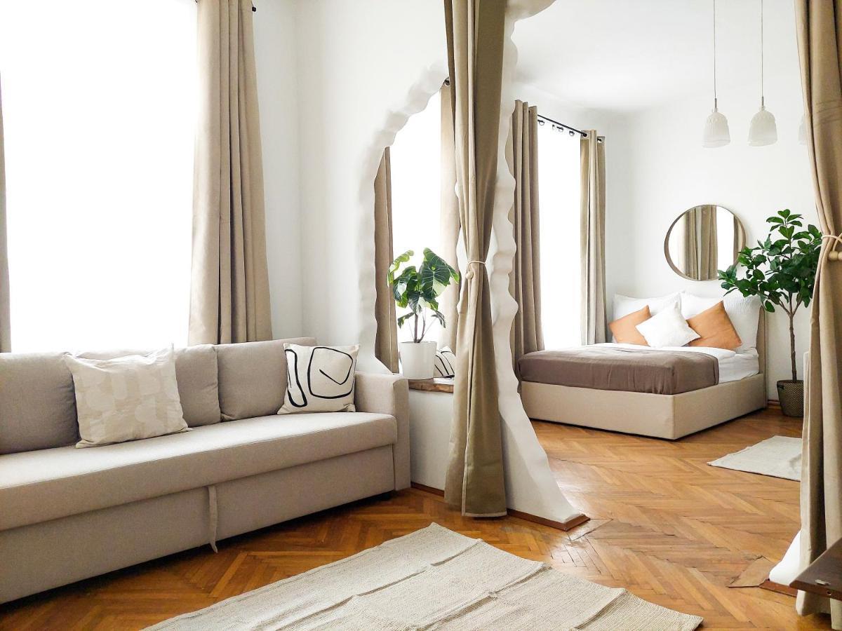 Apartment Hidden Garden - Spacious Modern - 1 Min To City Shuttle Vienna