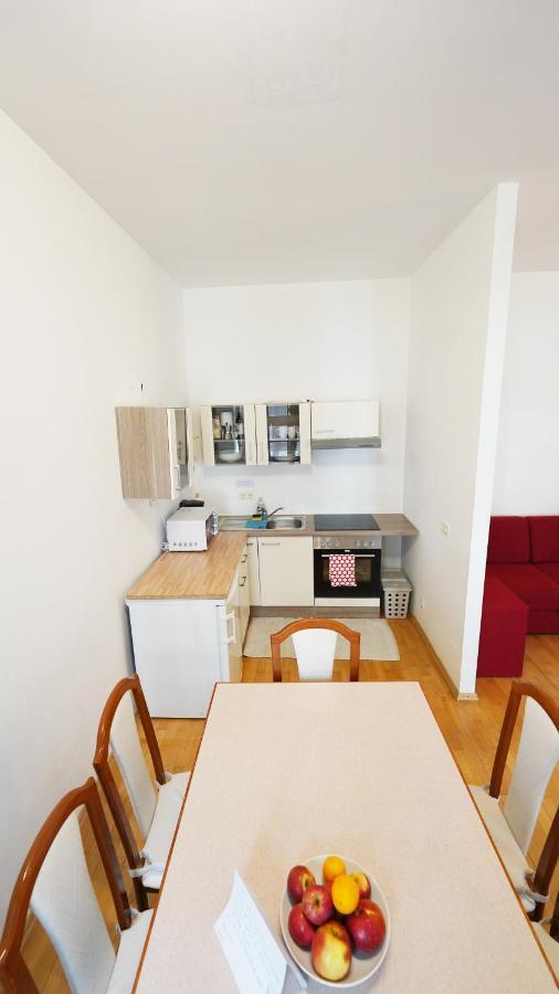 Cozynite Premium Hernals 1 Apartment *