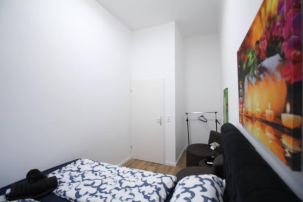 Modern Double Js B Apartment