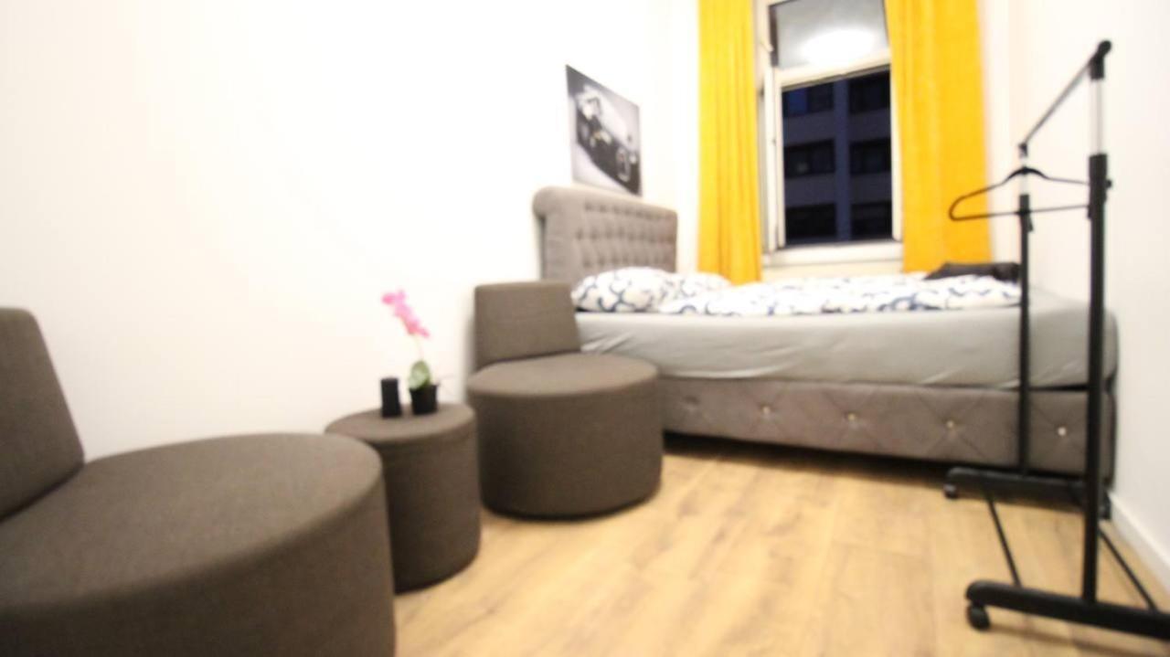 Modern Double Js B Apartment