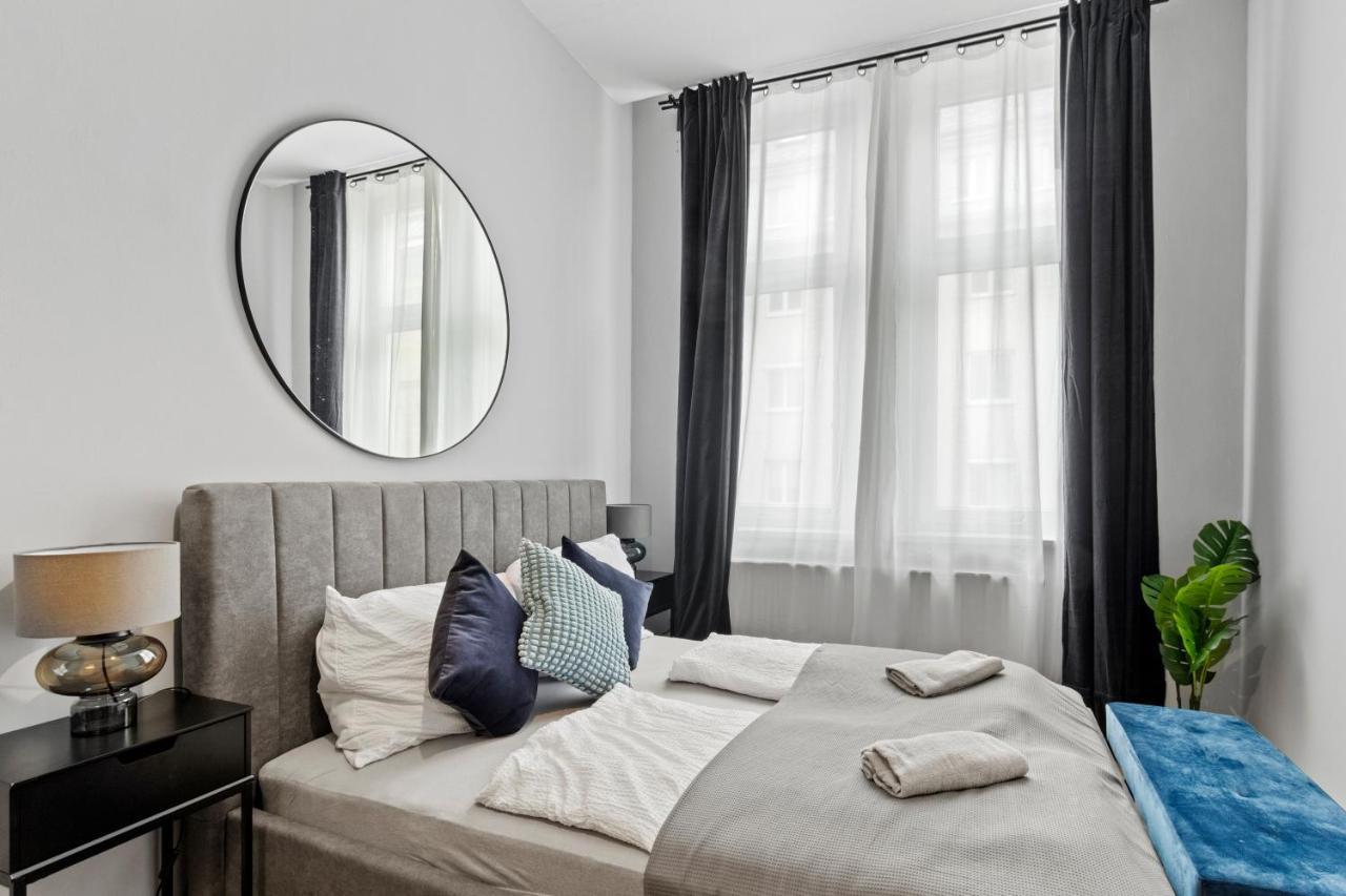 5 Bedrooms - 143 M² - Near Main Station *