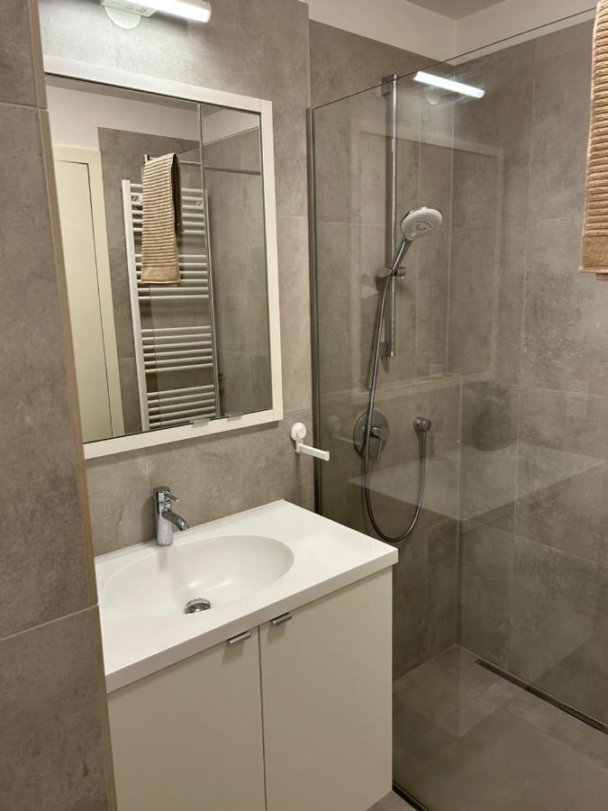 Apartment Pa 14 Perfect For In - Parking And All You Need Near Schoenbrunn Palace T4