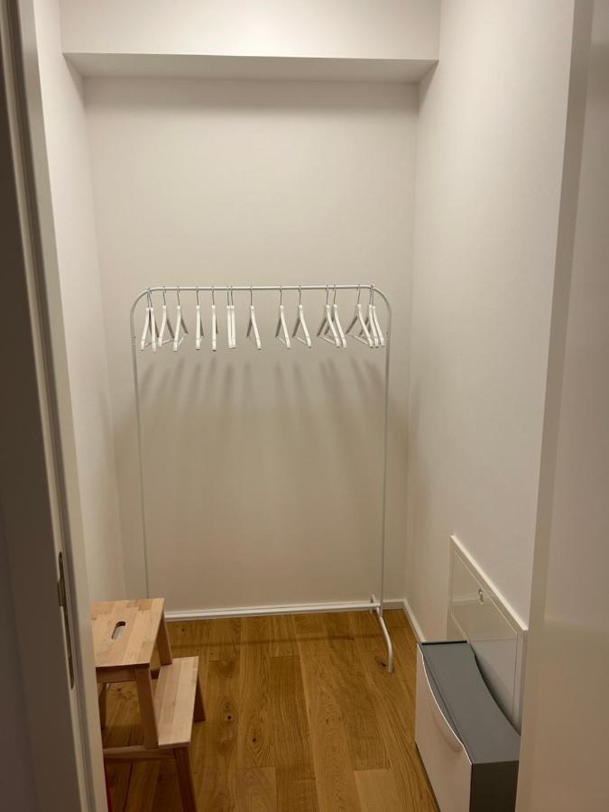 Pa 14 Perfect For In - Parking And All You Need Near Schoenbrunn Palace T4 *
