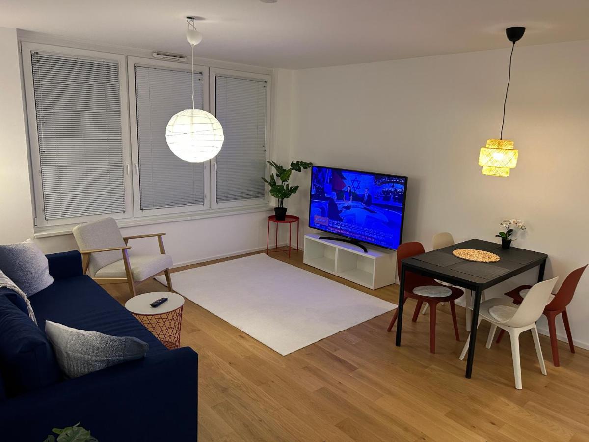 Pa 14 Perfect For In - Parking And All You Need Near Schoenbrunn Palace T4 Apartment Vienna
