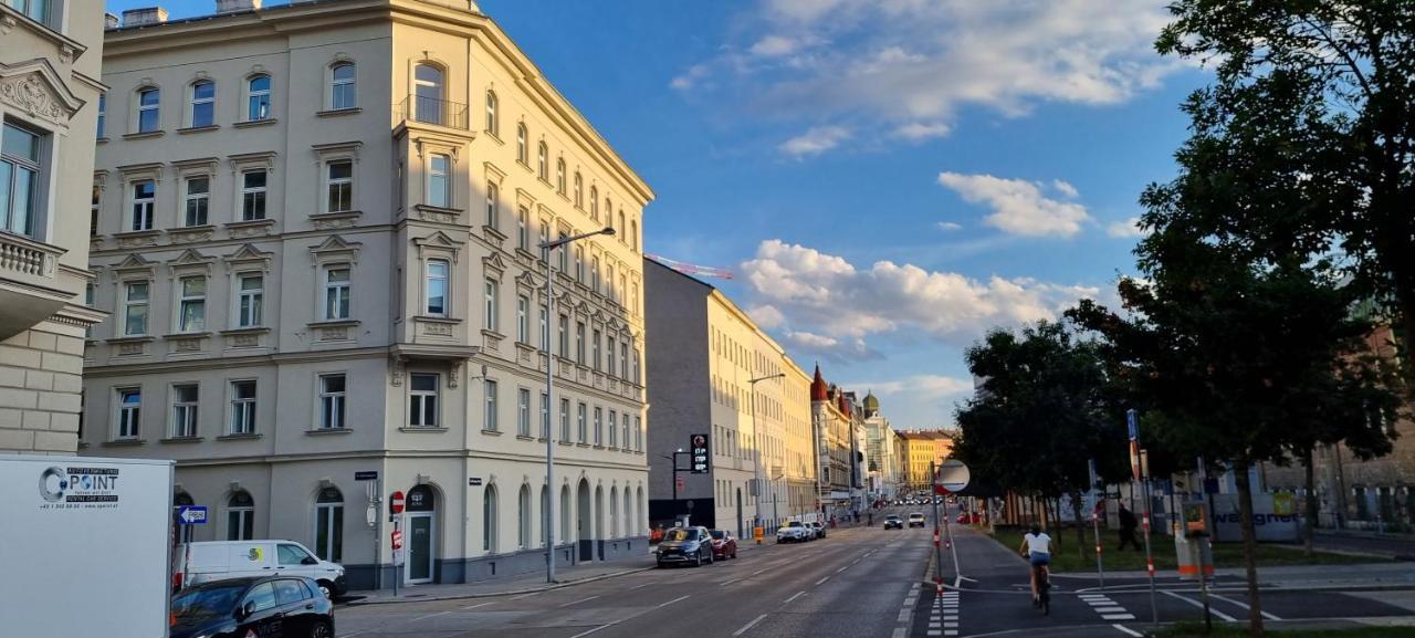 Royal - Opera Apartment *