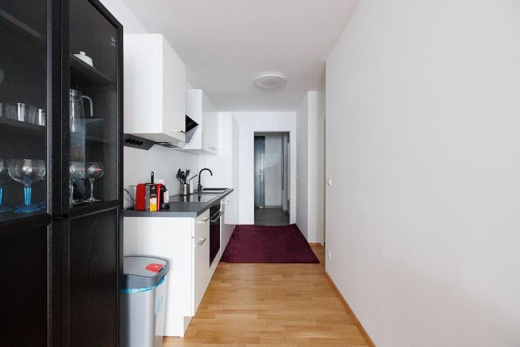New! Convenient Viennalove Wienmeidling Apartamento