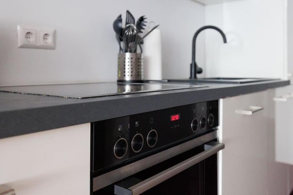 Apartamento New! Convenient Viennalove Wienmeidling Viena