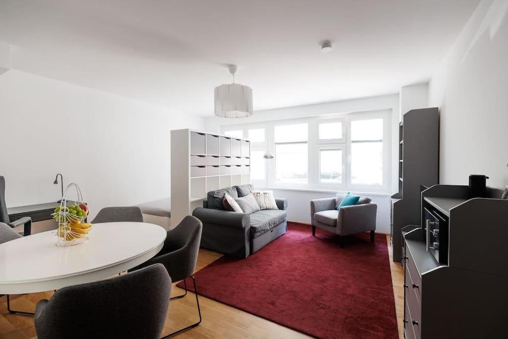 New! Convenient Viennalove Wienmeidling