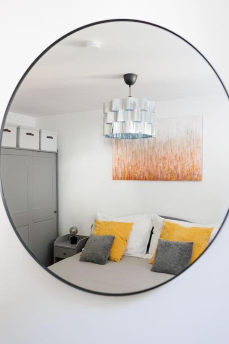 New! Convenient Viennalove Wienmeidling Viena