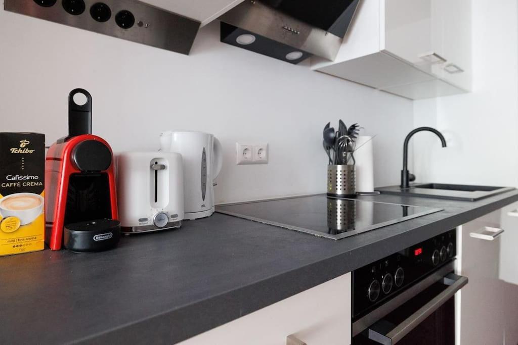 Apartamento New! Convenient Viennalove Wienmeidling *