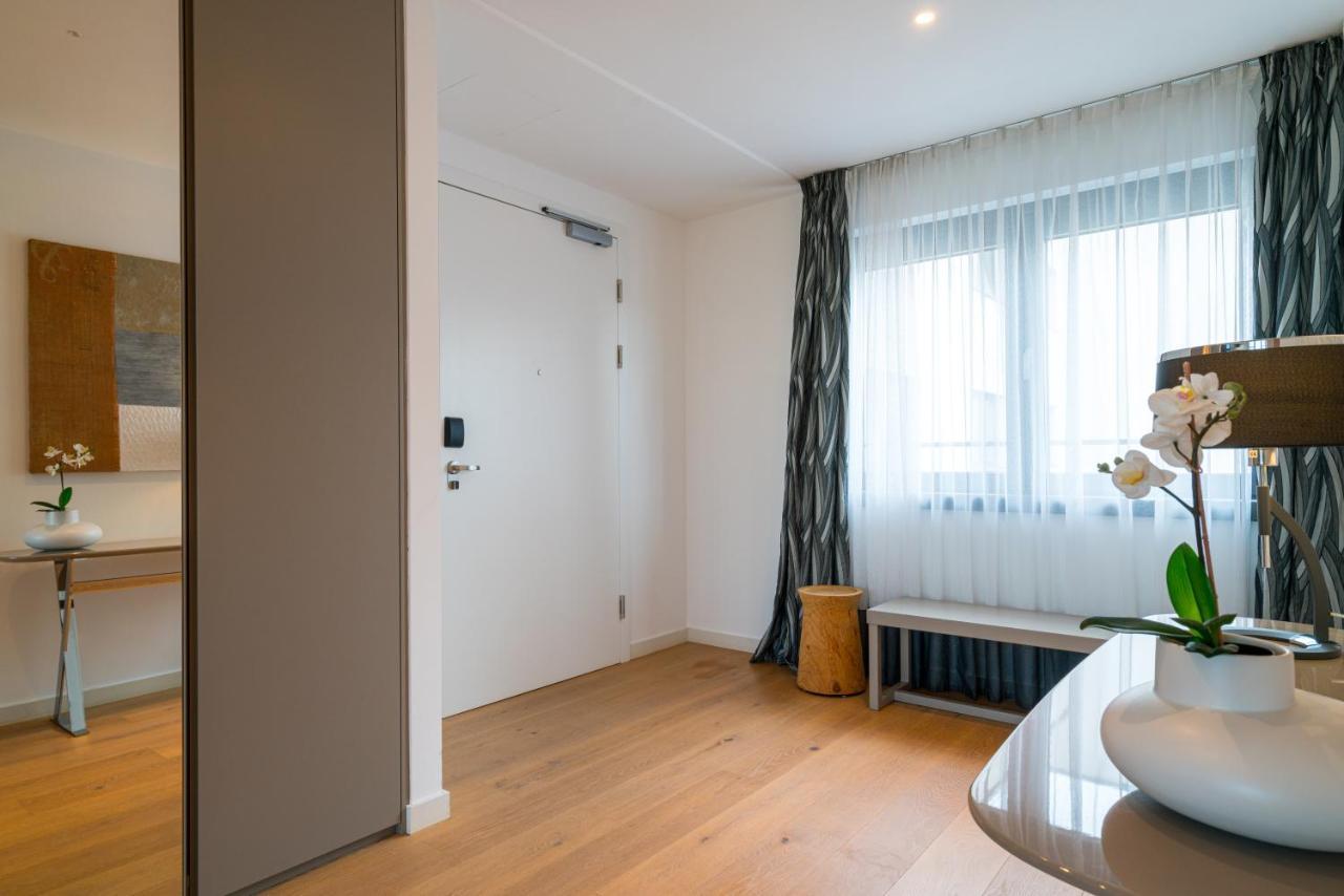 Residence, Schlossallee - Schonbrunn