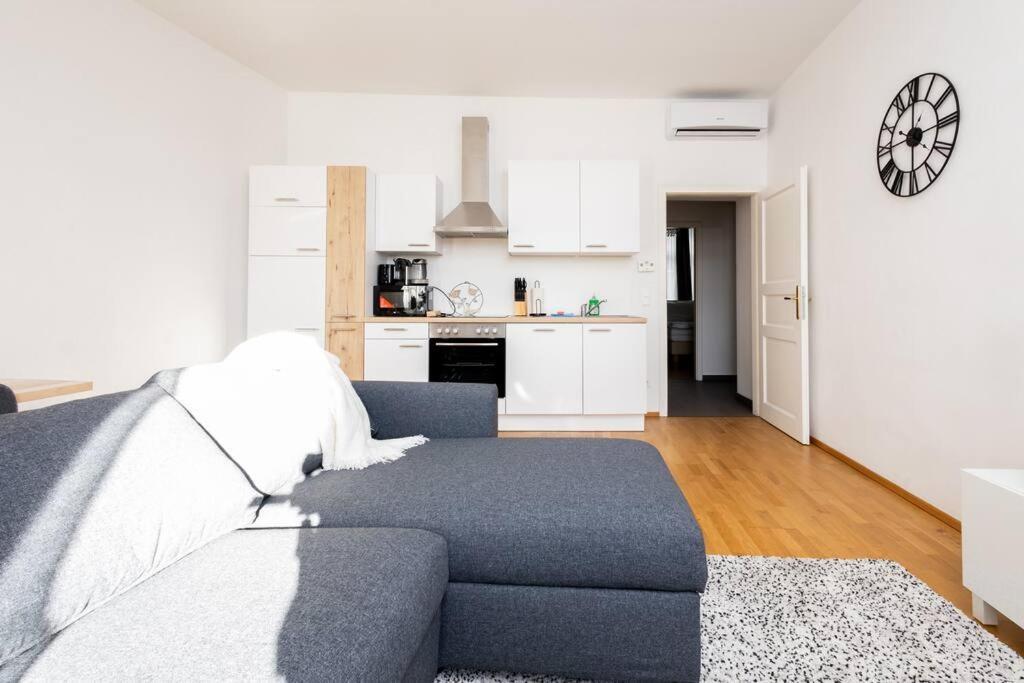 Orestaliving- 3br On The Daube Canal/friedensbruecke Apartamento Viena