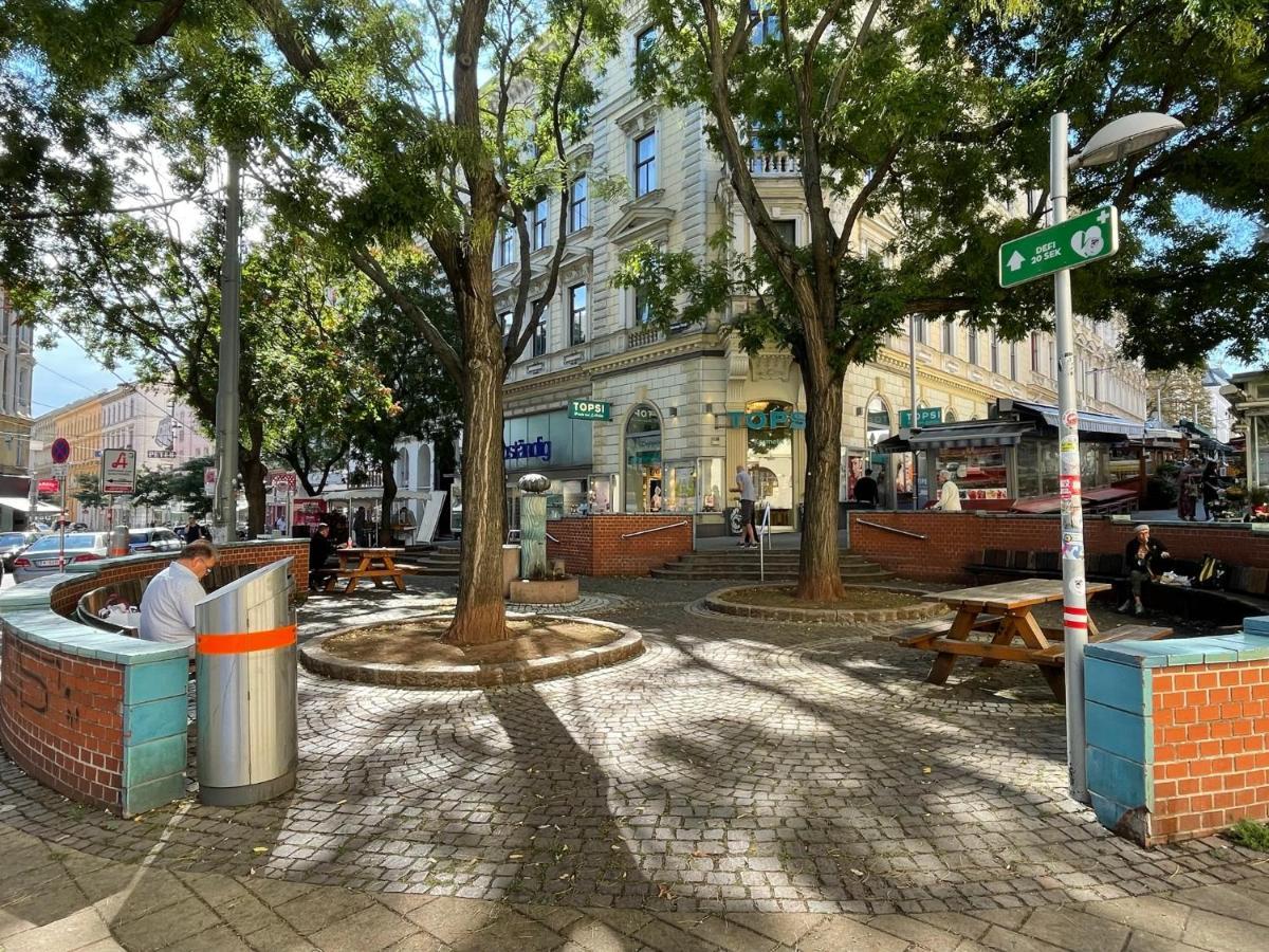 Apartment Premium At Famous Kutschkermarkt