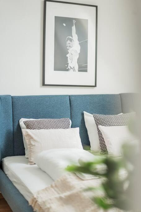 Apartment Chic #20 *