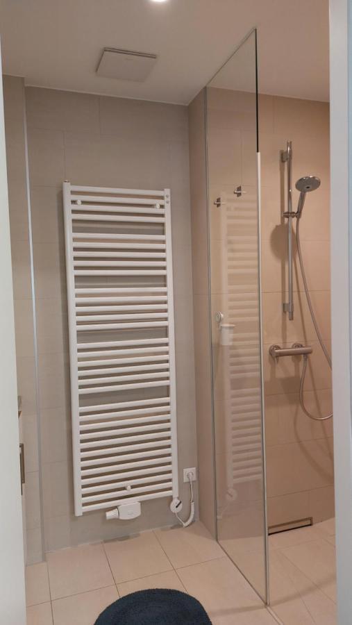 Channel Allee Apartment *