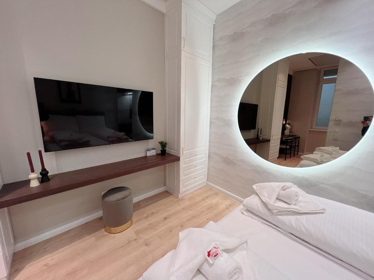 Zeus Design Cosmopolitan ※1a Apartment *