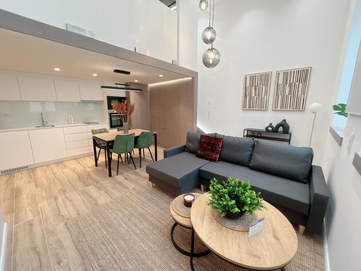 Zeus Design Loft Braunhirschen
