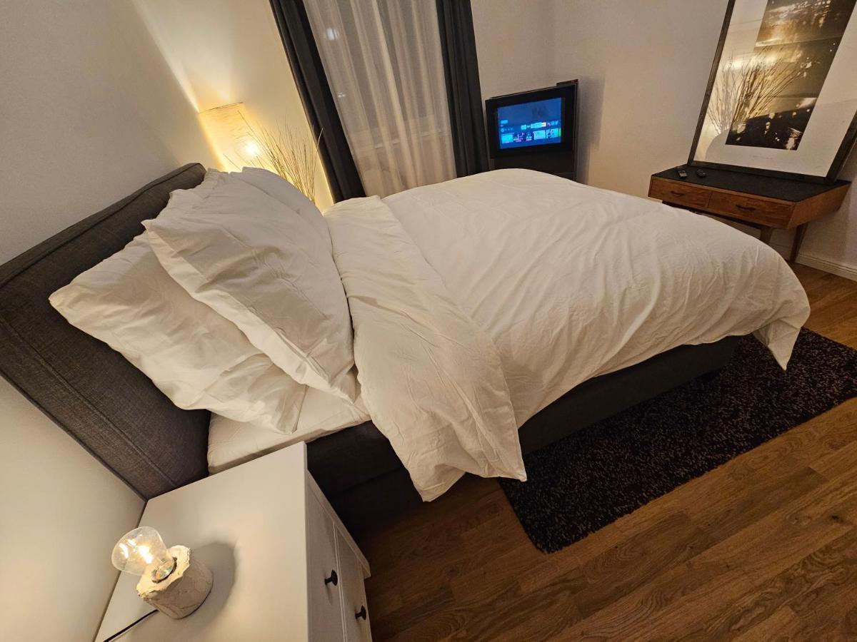 Yuki's Place - Design - Trade Fair - Wu Campus - Downtown - Subway Apartment Wien
