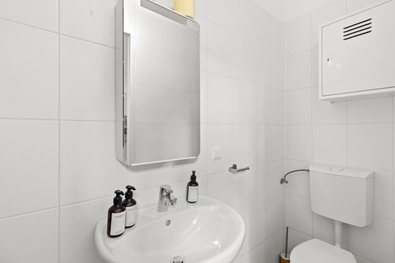 Separate Bedroom - Near Schoenbrunn Apartment Vienna