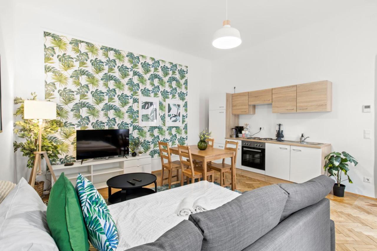 Separate Bedroom - Near Schoenbrunn Apartment Vienna