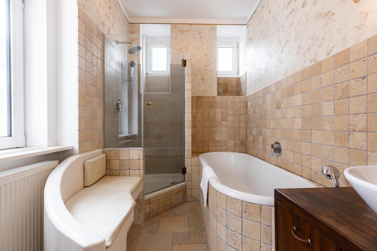 Luxury 2 Bedroom With King-size Beds *