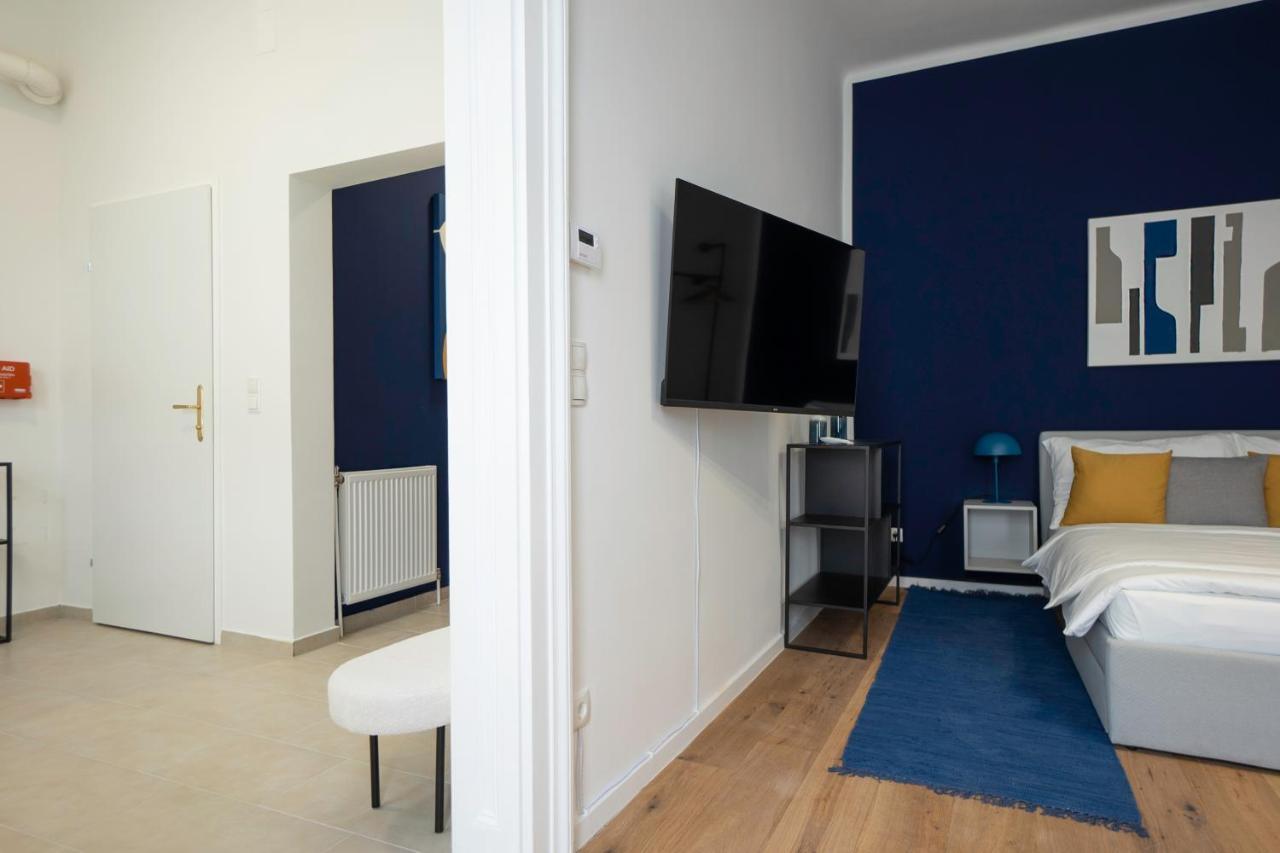 Apartment Contemporary With A Balcony. Vienna