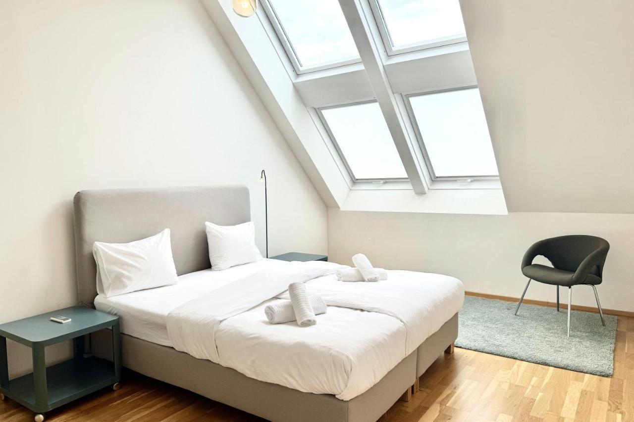 Spacious Penthouse In Favoriten Apartment Vienna