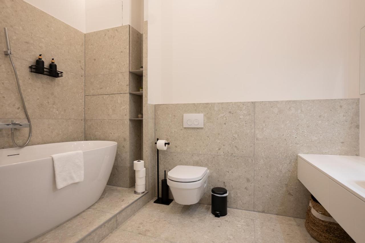 Appartamento Brand-new 2-room With A King Size Bed *