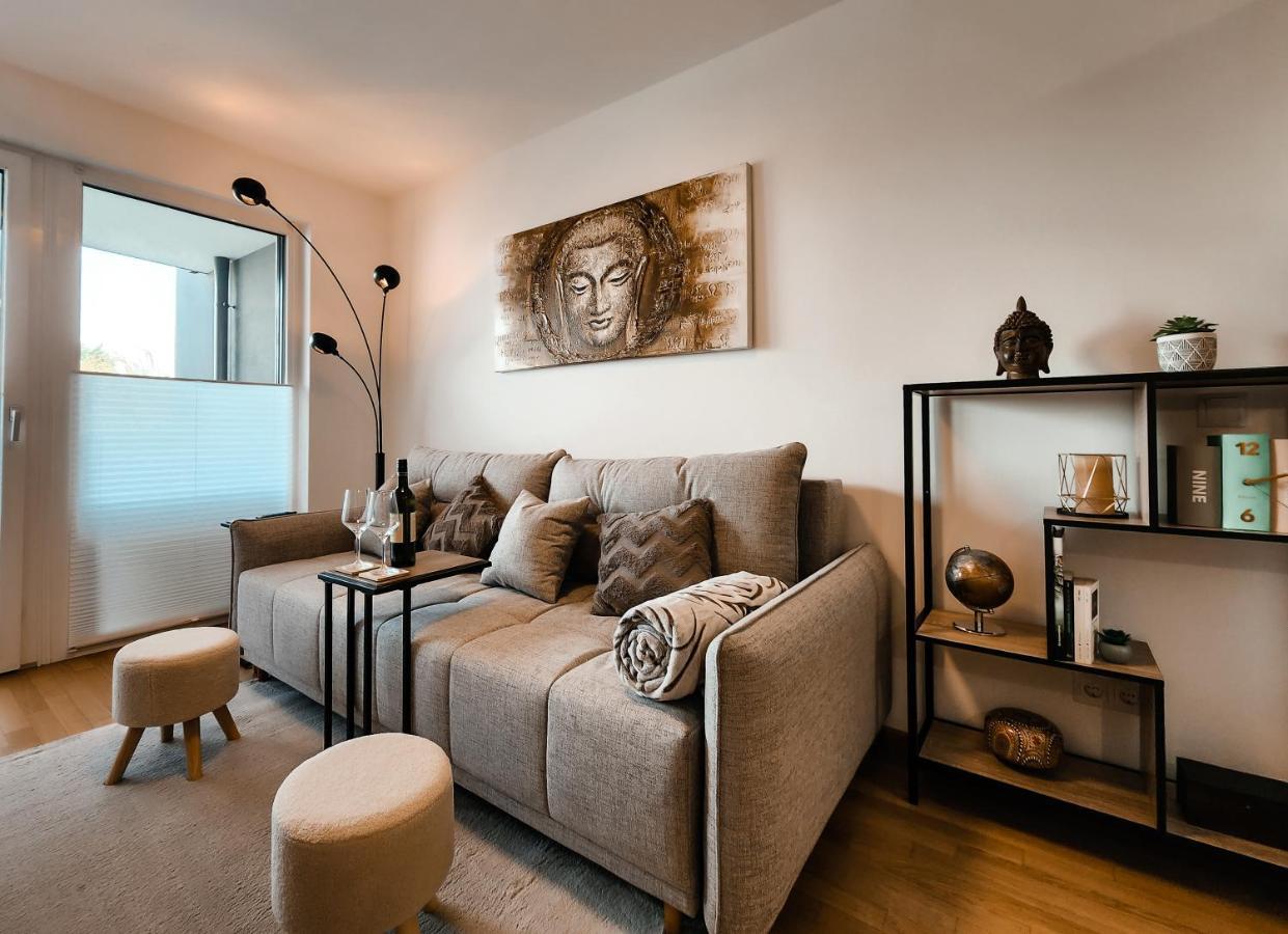 Apartment - Modern New Apartment, Old Danube Vienna