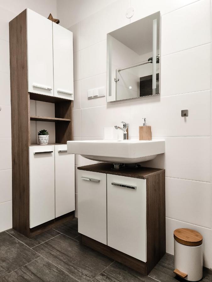 Apartment - Modern New Apartment, Old Danube Vienna
