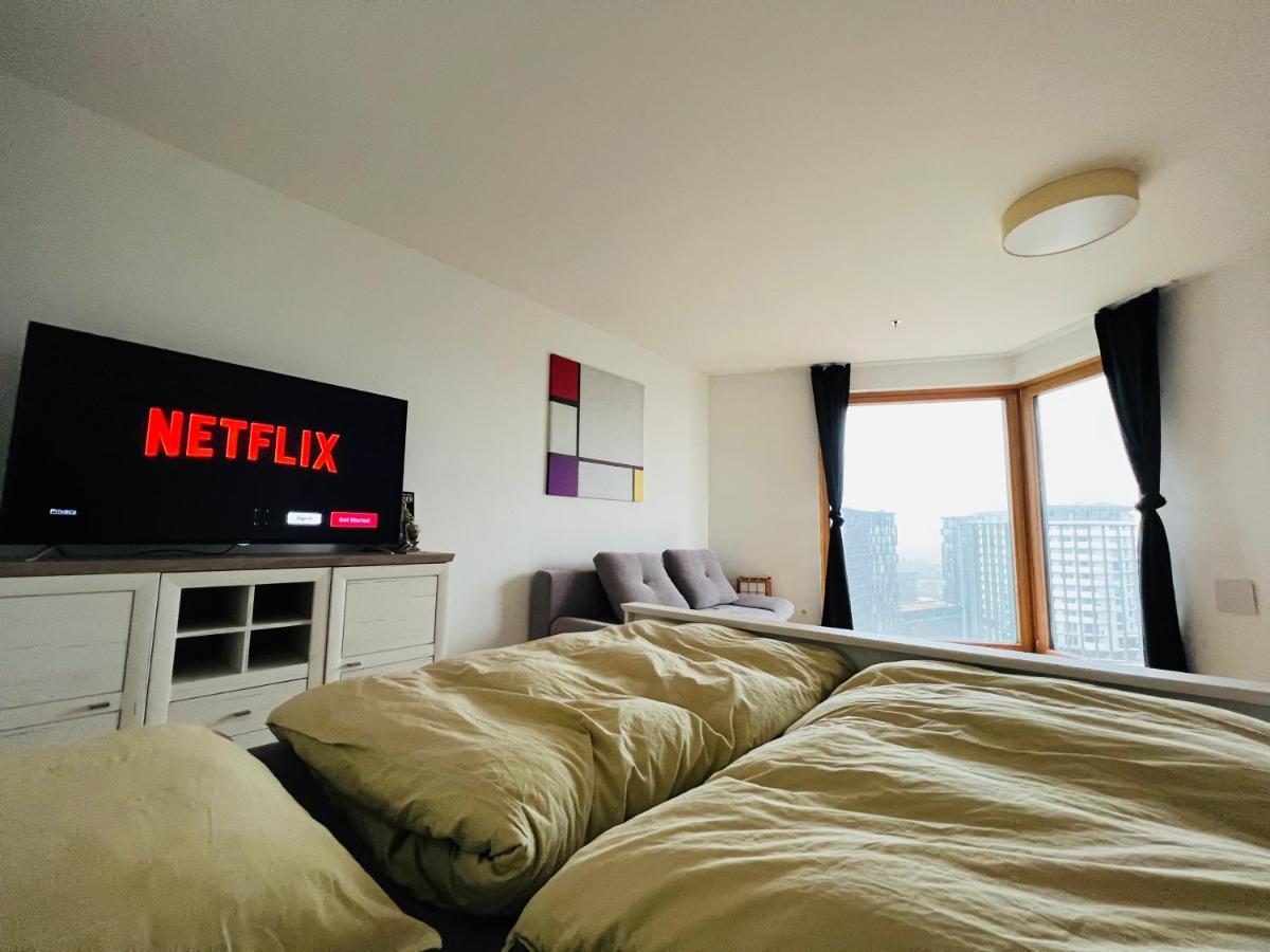 Central Station Loft - Amazing View In City Center - Jupihome
