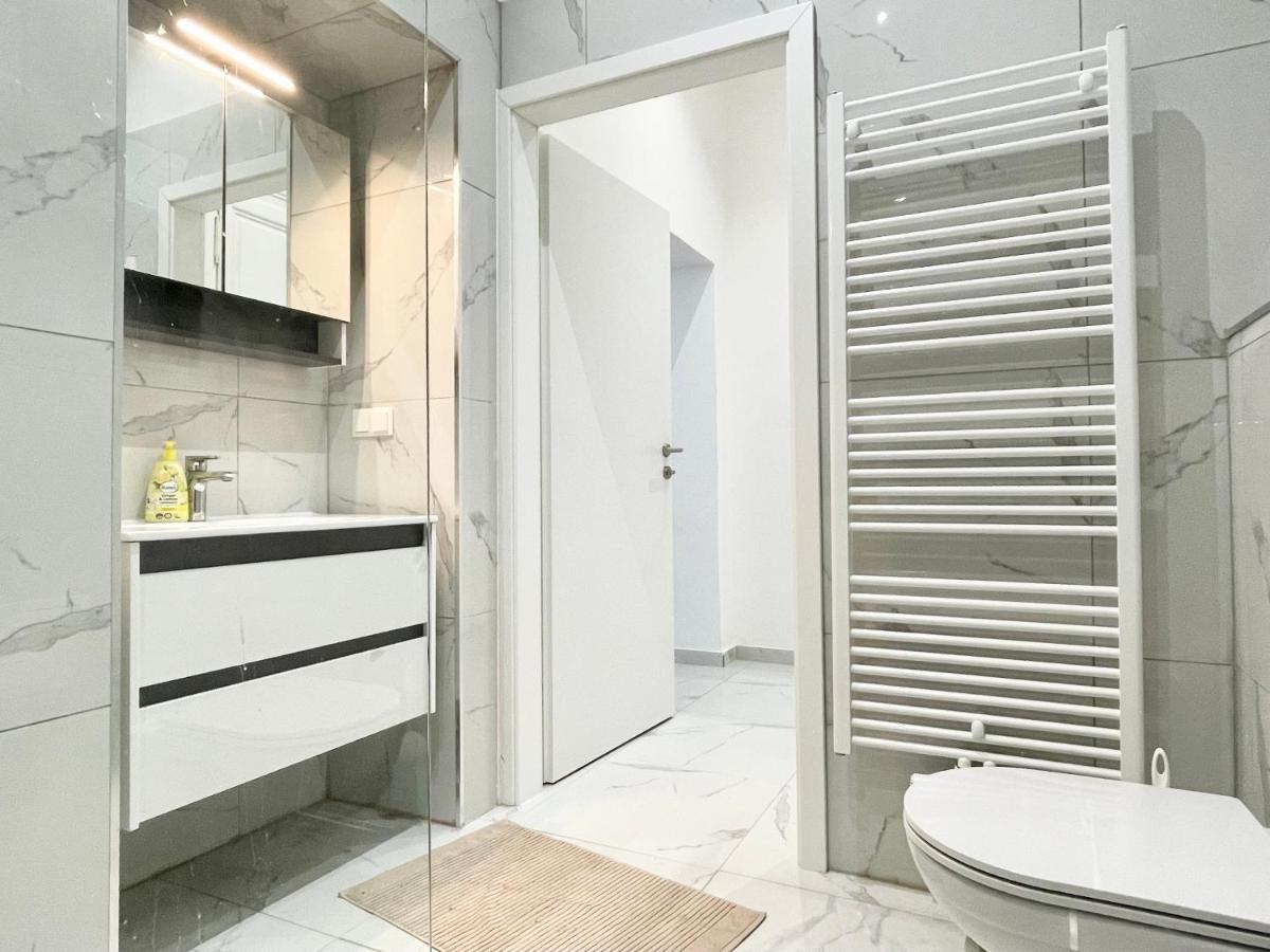 Apartment Premium At Famous Kutschkermarkt *