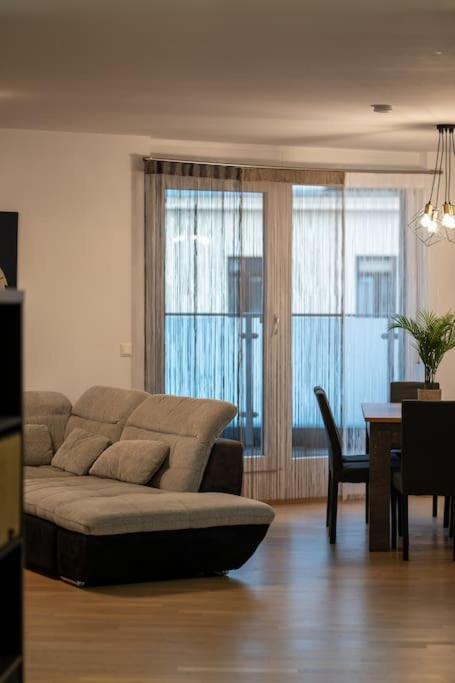 Huge Flat With Terrace & Parking And 3 Bed
