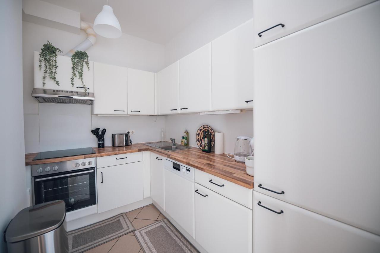 Stylish With Breathtaking Rooftop Views Vienna