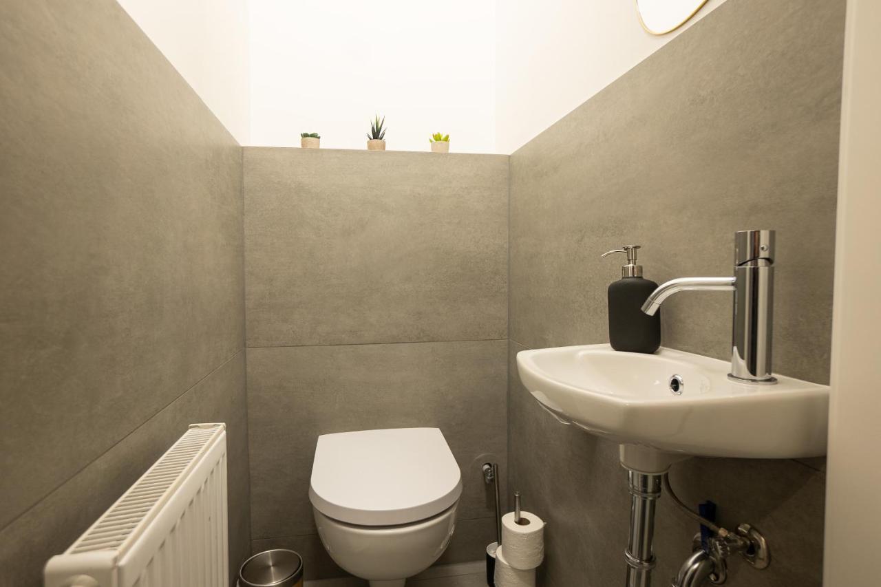 Brand New 2-room * Vienna