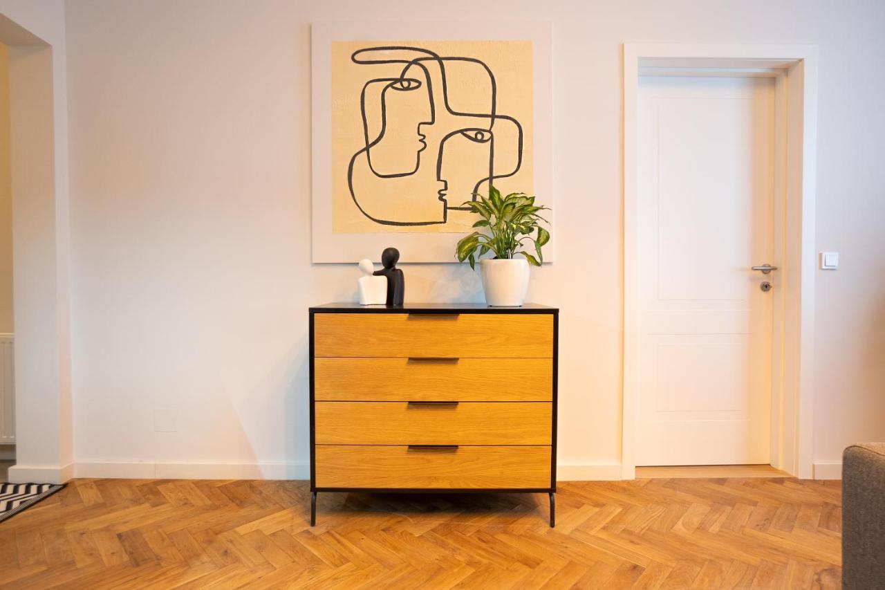 Brand New 2-room * Vienna
