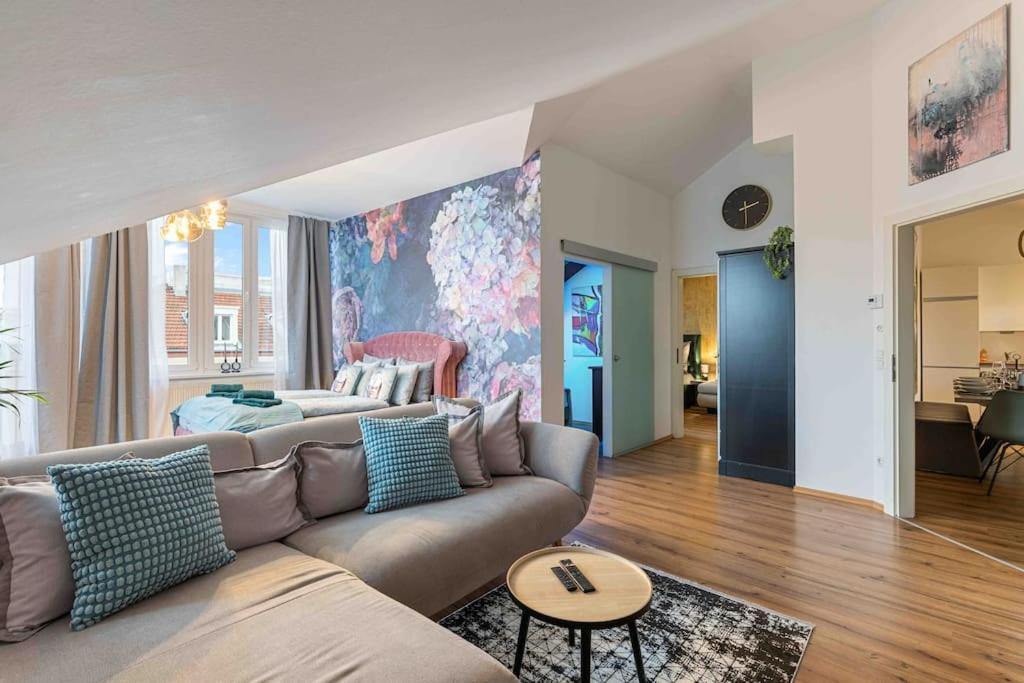 Apartment „royal Loft View“ Rooftop Naehe Stadtzentrum