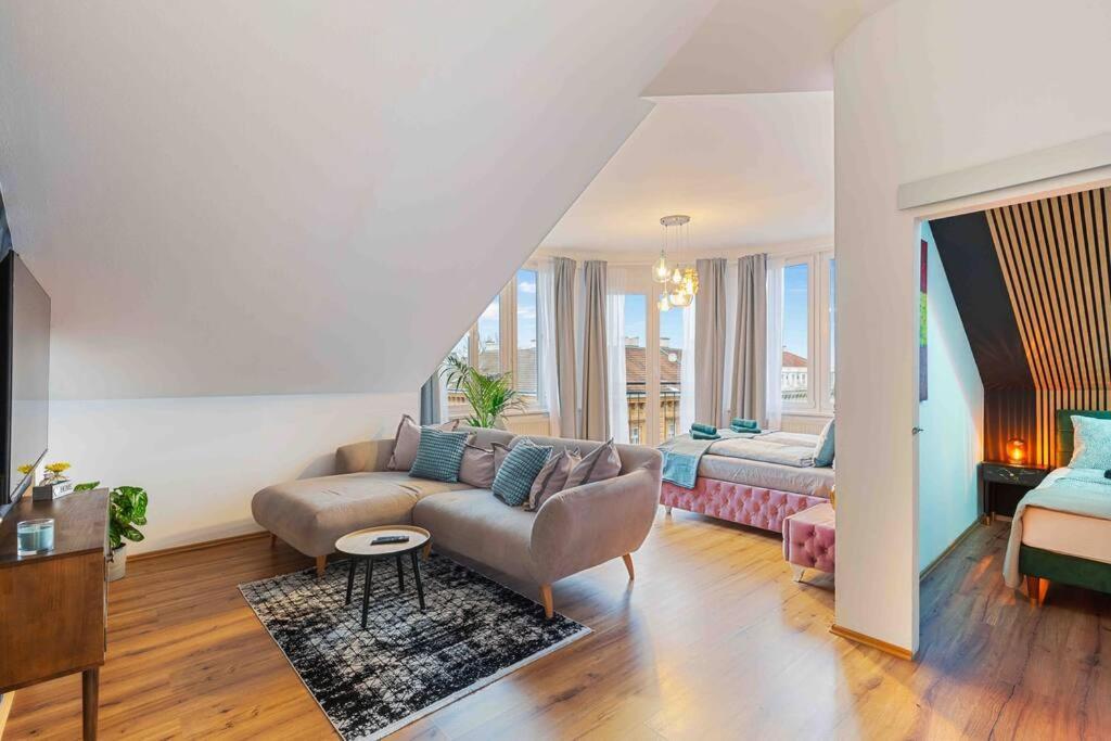 „royal Loft View“ Rooftop Naehe Stadtzentrum Apartment Vienna
