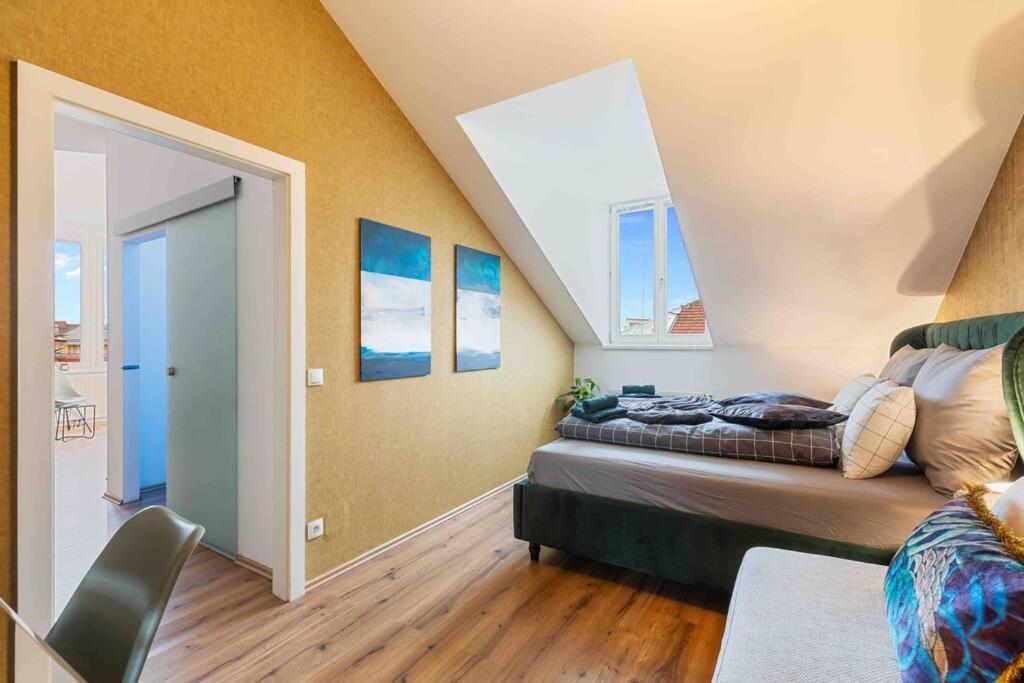 „royal Loft View“ Rooftop Naehe Stadtzentrum *