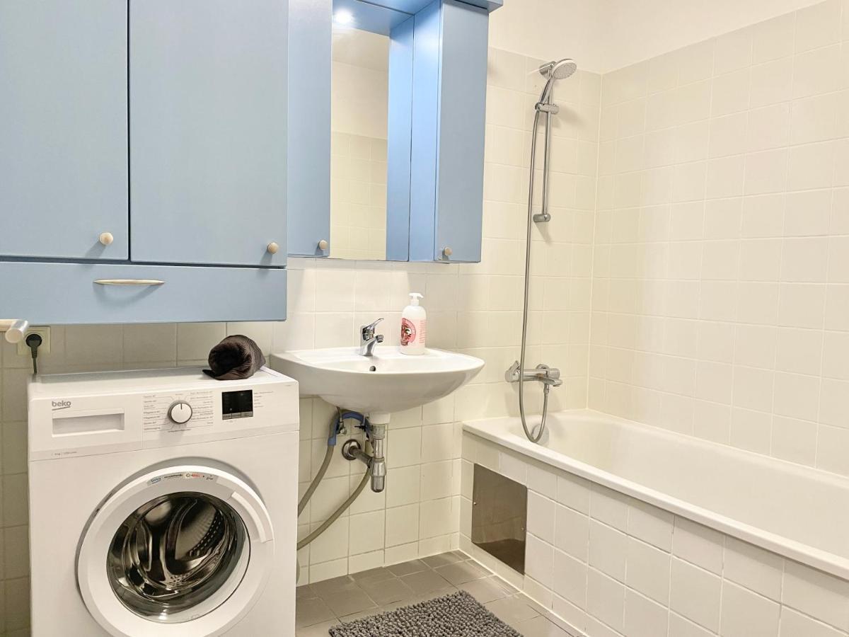 90 M2 Maisonette With Free Parking