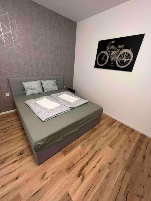 Apartment Rrooms Smart A