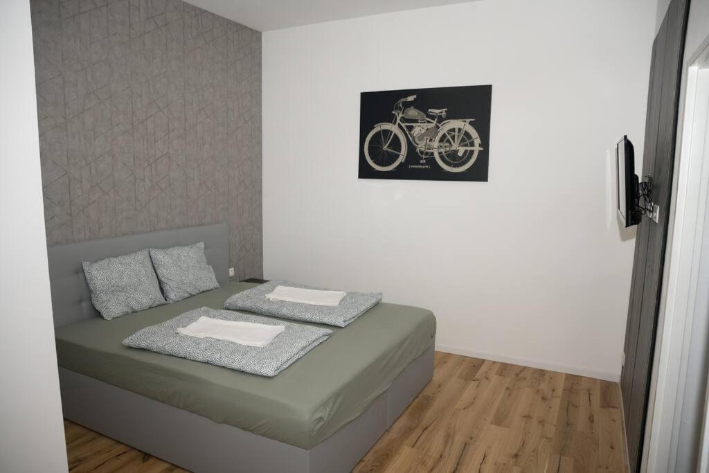 Rrooms Smart A Apartment