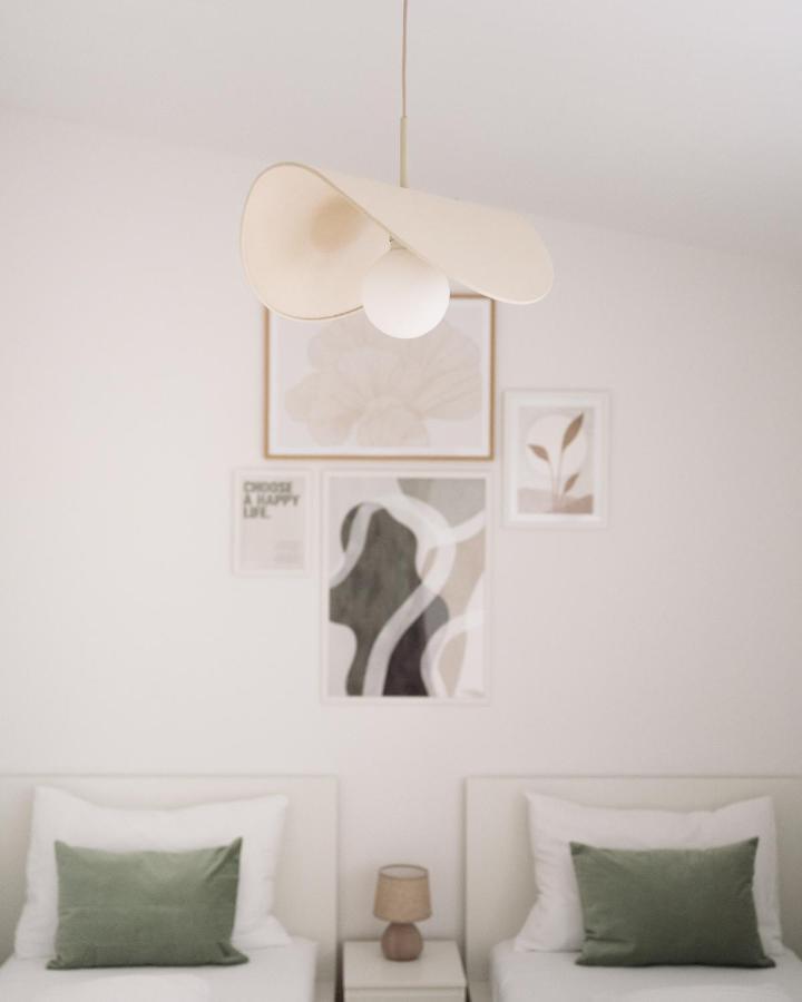Apartment Stylish & Modern - Private Garden & Free Parking Vienna