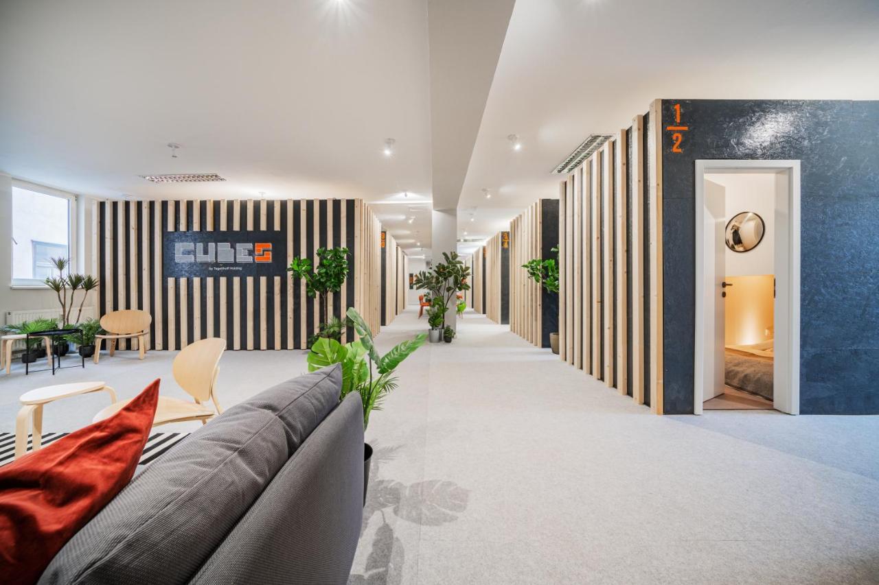 Capsule hotel Cubes By Tegetthoff *