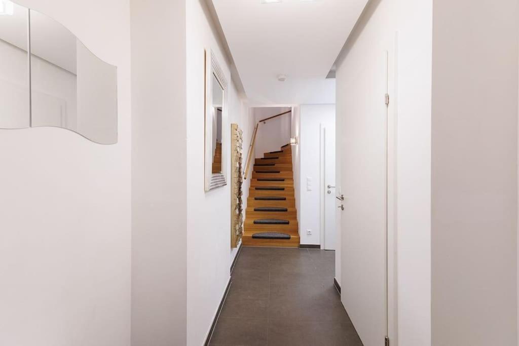 New! Amazing Spacious Schoenbrunn View * Vienna