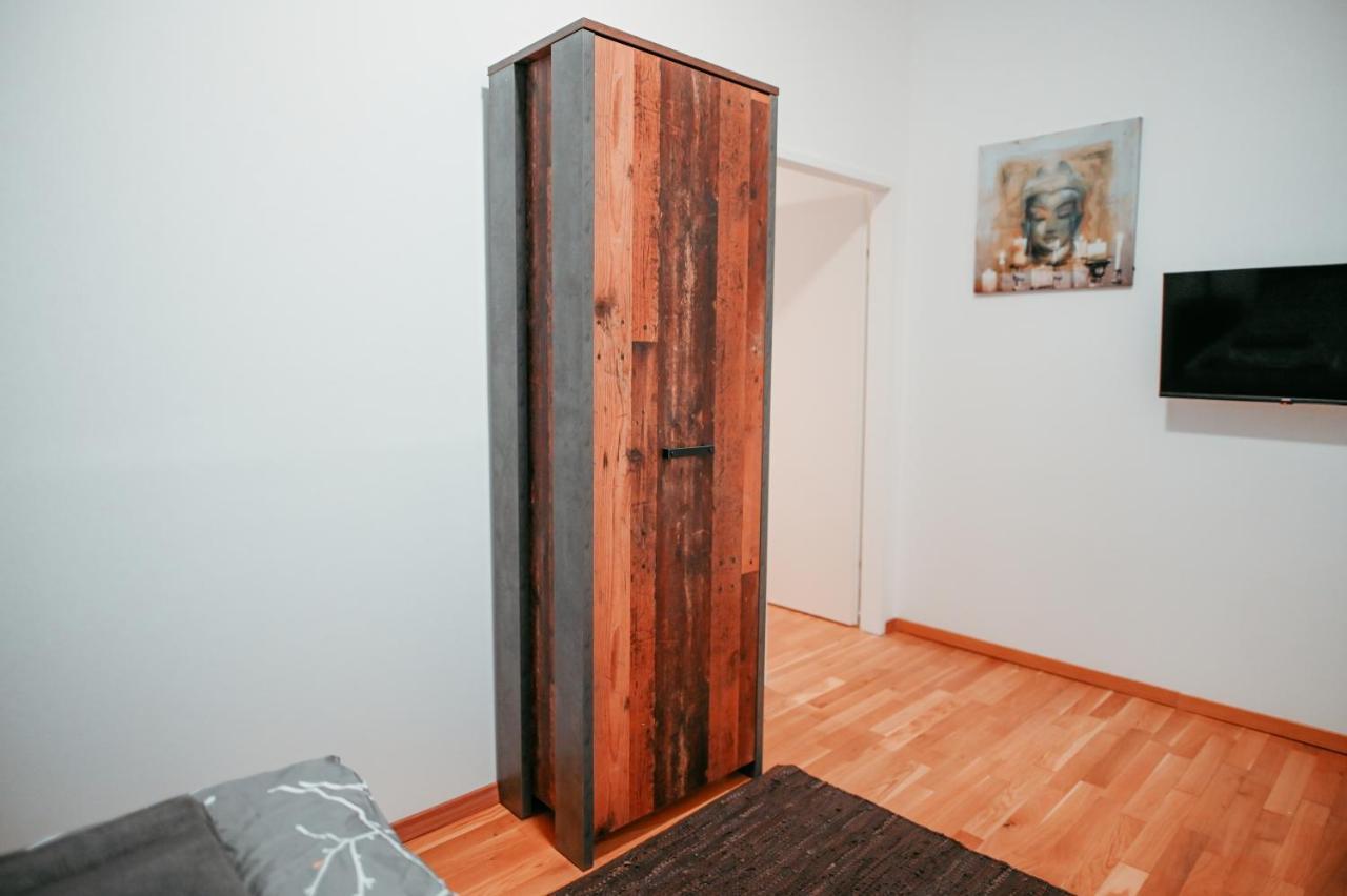 Apartment 4