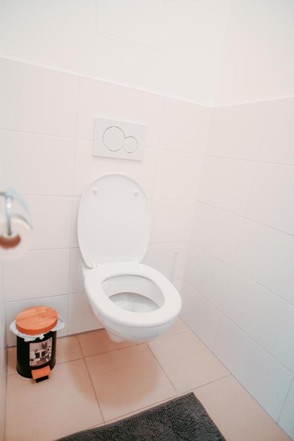 4 Apartment