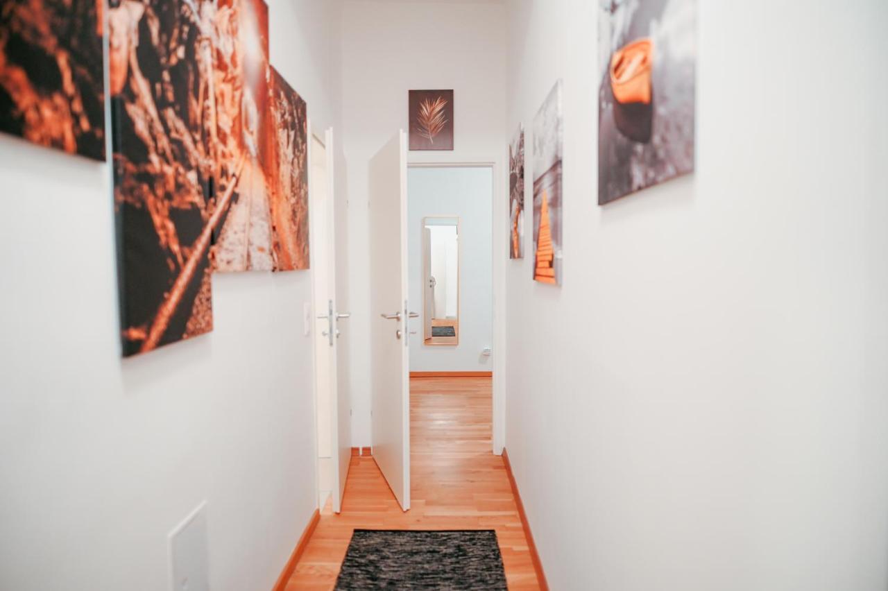 Apartment 4 *