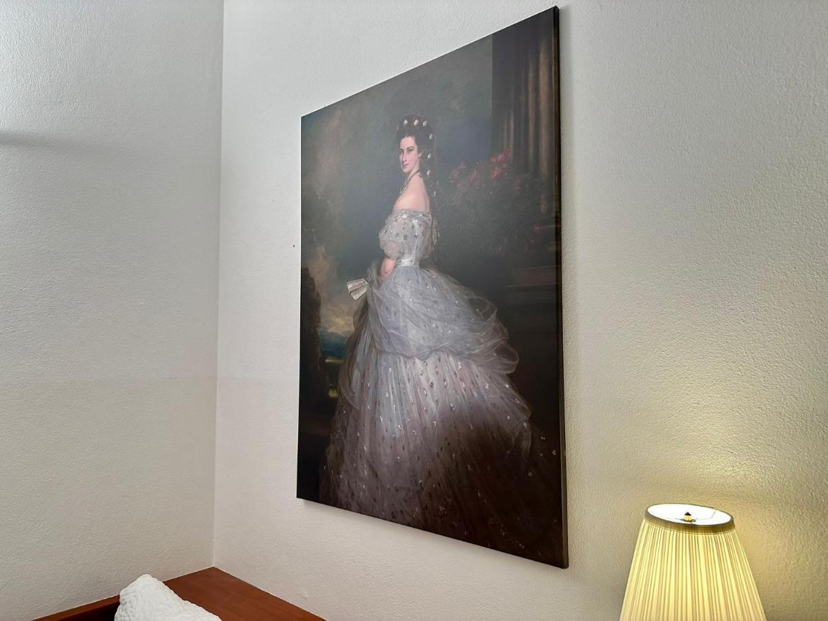 - 30 M² - Next To Augarten Apartamento