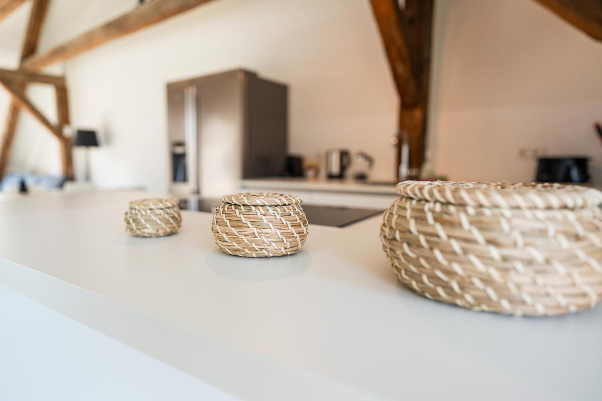 Living - Berggasse Apartment